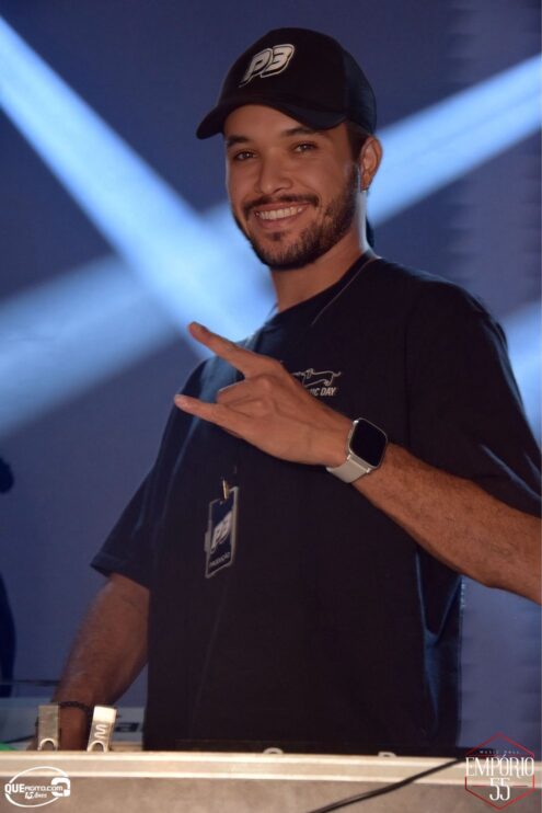 Empório 55 é inaugurado com grande show de Boteco das Amigas e Júlio Cardozzo em Eunápolis 64