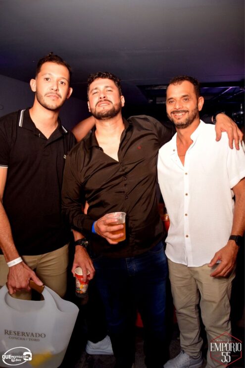 Empório 55 é inaugurado com grande show de Boteco das Amigas e Júlio Cardozzo em Eunápolis 67