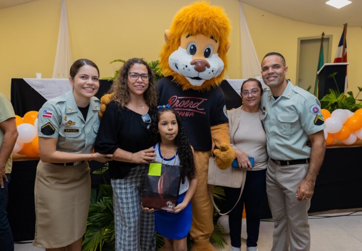 Proerd – forma 13 Educação e cidadania: Eunápolis forma mais de 300 alunos com o PROERD 21