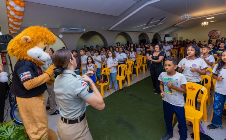 Proerd – forma 24 Educação e cidadania: Eunápolis forma mais de 300 alunos com o PROERD 13