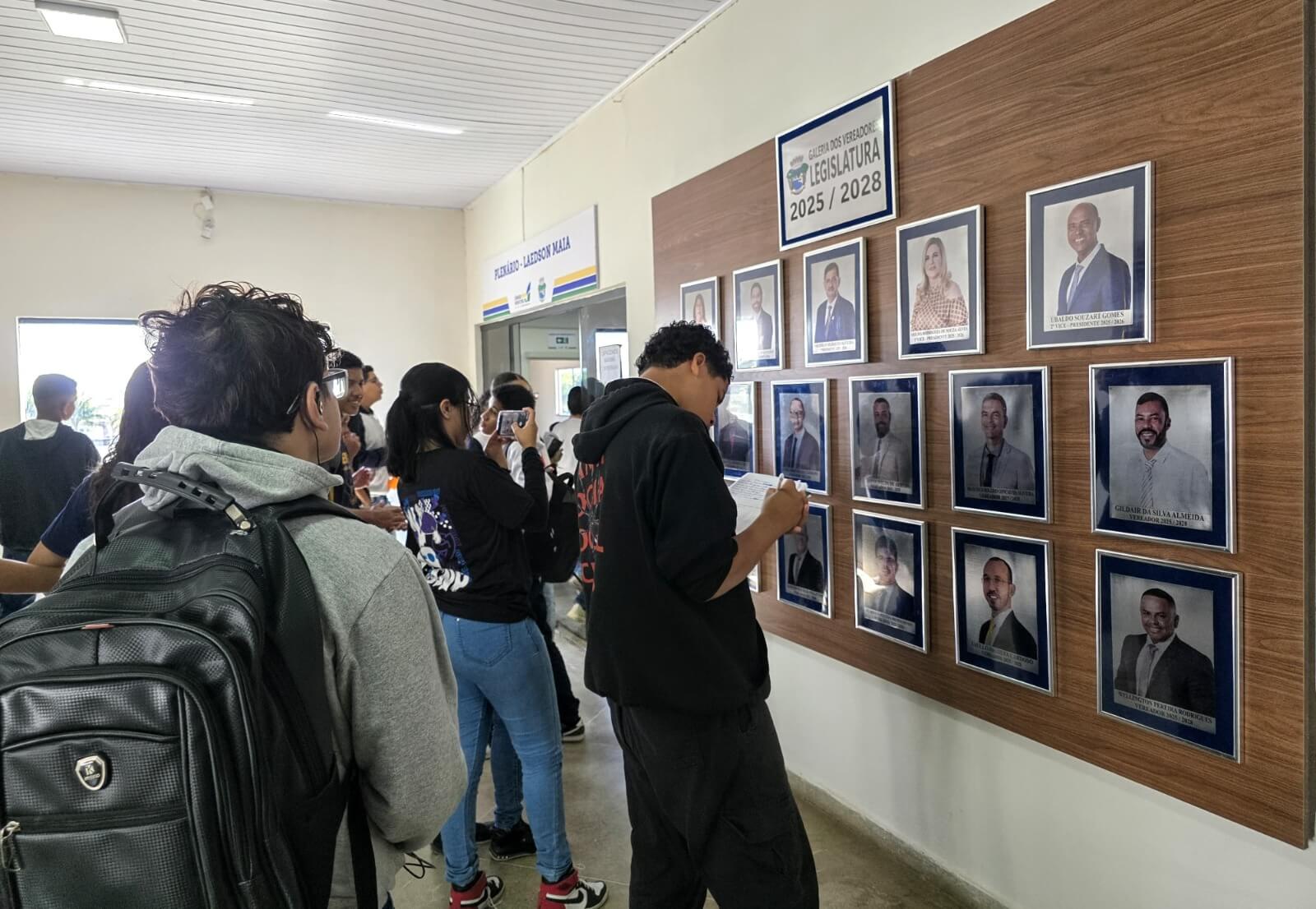 Escola visita Câmara para ensinar sobre organização das cidades 5