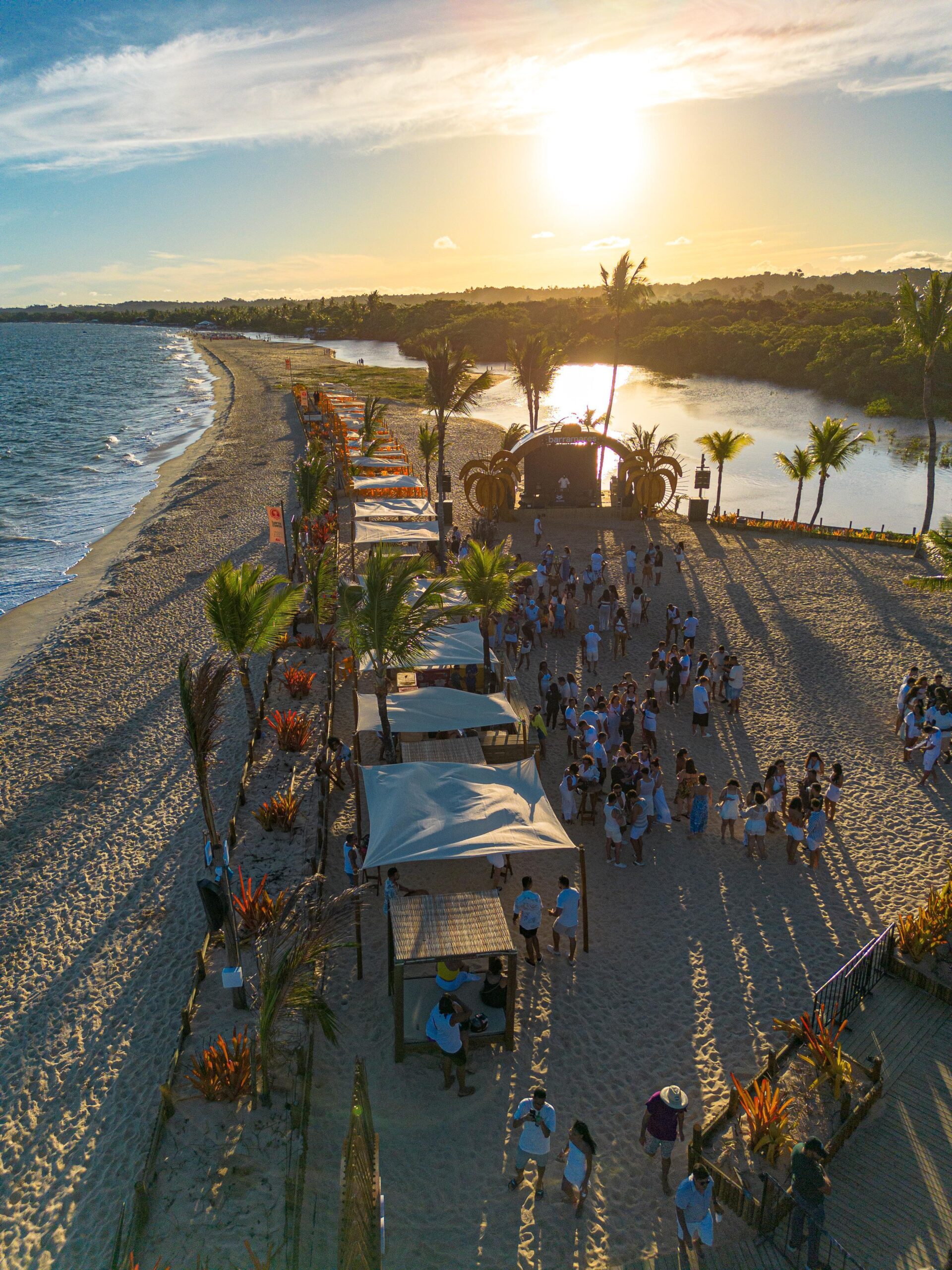 Turma do Pagode comanda a festa “Bora Pro Pagode” neste sábado (12) no Barramares em Porto Seguro 4