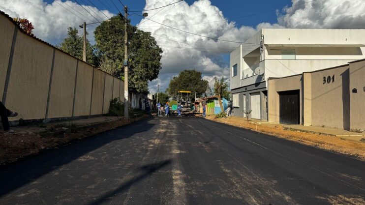 de232be3-0bb2-43d8-b111-0942f3c19c21 Prefeitura de Eunápolis avança com frentes de pavimentação e obras de mobilidade em diversos bairros 21