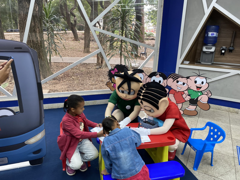 MSP Estúdios e Viação Águia Branca lançam ônibus temático da Turma da Mônica 11