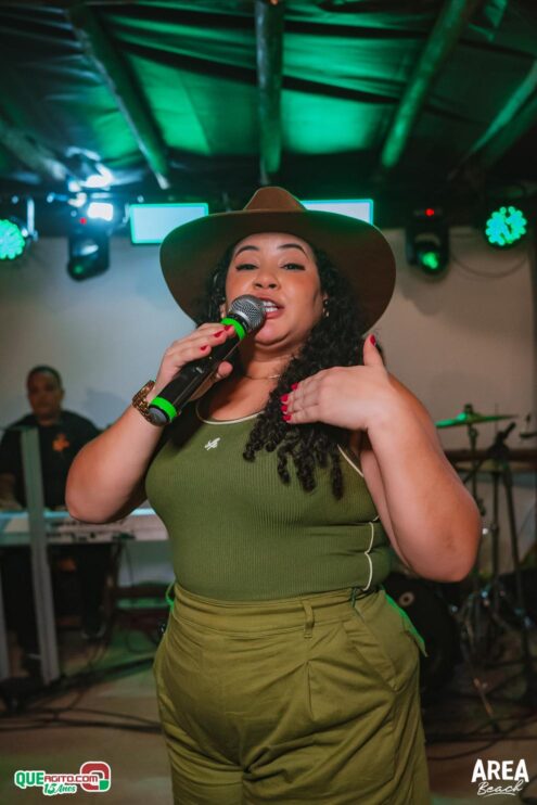 Pagode com Sofrência contou com show de Larissa Gomes na Área Beach 24