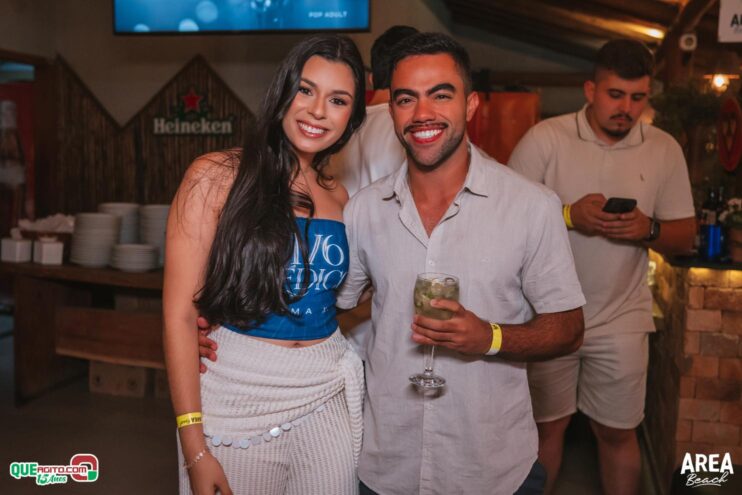 Pagode com Sofrência contou com show de Larissa Gomes na Área Beach 28