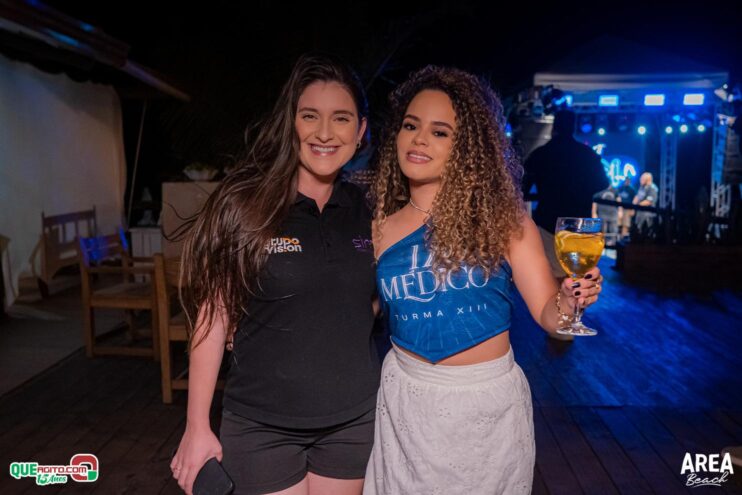 Pagode com Sofrência contou com show de Larissa Gomes na Área Beach 39