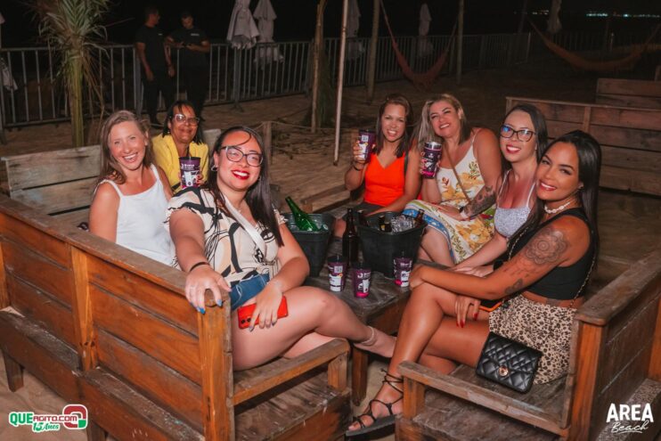Pagode com Sofrência contou com show de Larissa Gomes na Área Beach 61