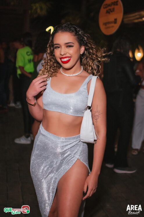 Pagode com Sofrência contou com show de Larissa Gomes na Área Beach 80