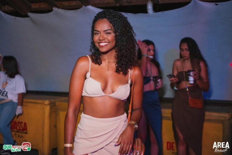 Pagode com Sofrência contou com show de Larissa Gomes na Área Beach 97