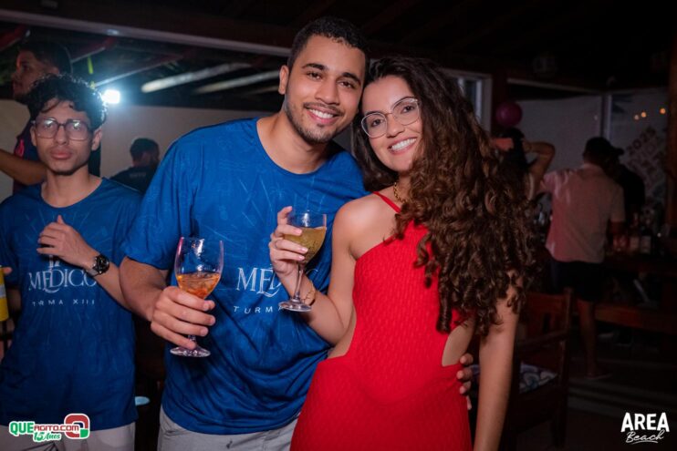 Pagode com Sofrência contou com show de Larissa Gomes na Área Beach 110