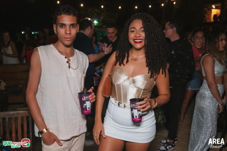 Pagode com Sofrência contou com show de Larissa Gomes na Área Beach 209