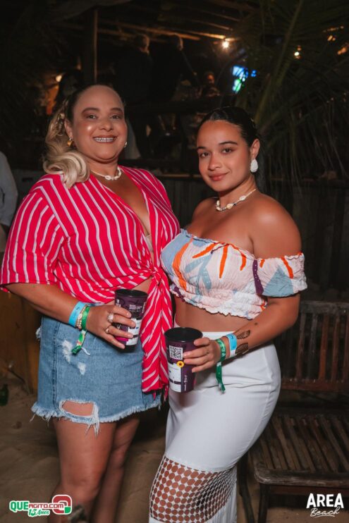 Pagode com Sofrência contou com show de Larissa Gomes na Área Beach 215