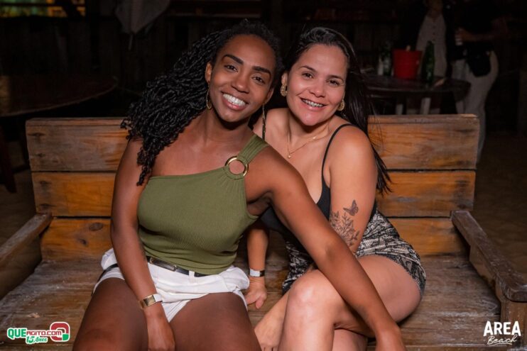 Pagode com Sofrência contou com show de Larissa Gomes na Área Beach 222