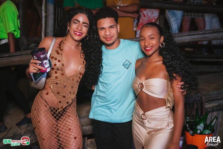 Pagode com Sofrência contou com show de Larissa Gomes na Área Beach 227