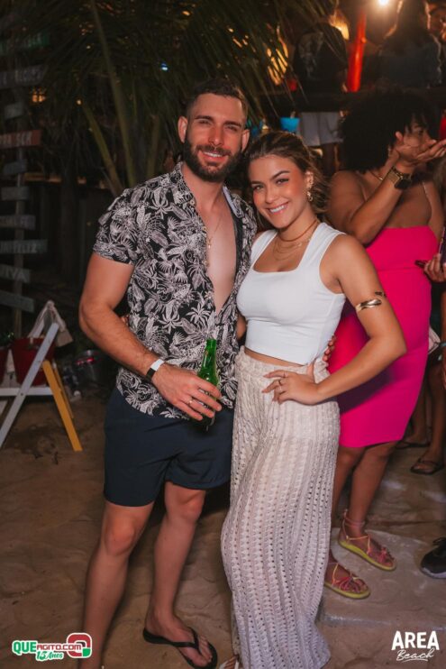 Pagode com Sofrência contou com show de Larissa Gomes na Área Beach 230