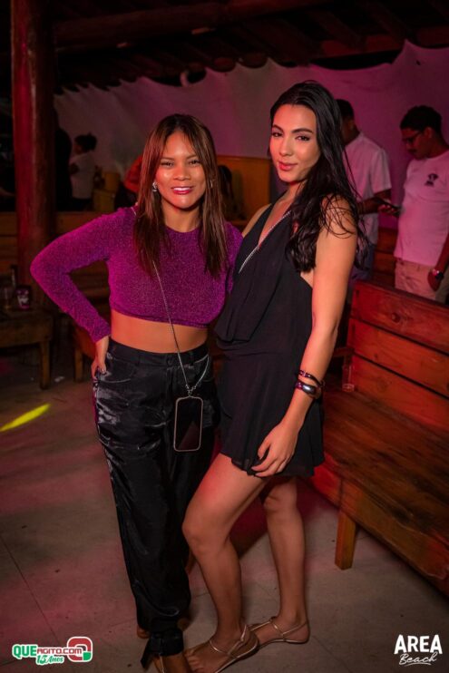 Pagode com Sofrência contou com show de Larissa Gomes na Área Beach 280