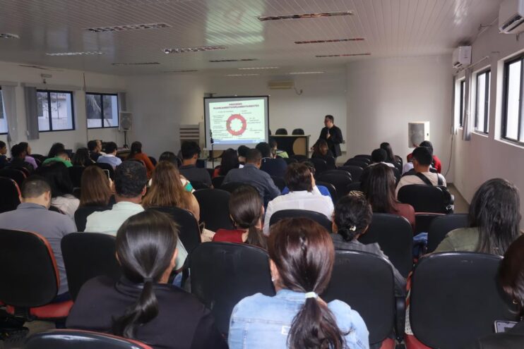 Audiência Pública do PPA 2026–2029 mobiliza população em Eunápolis 10