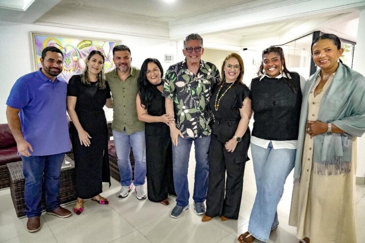 Professores recebem bonificação pelo bom desempenho da Educação 23