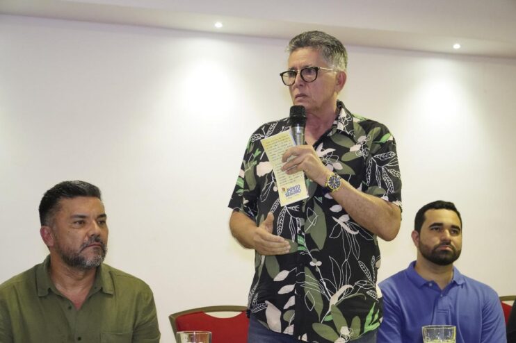 Professores recebem bonificação pelo bom desempenho da Educação 16