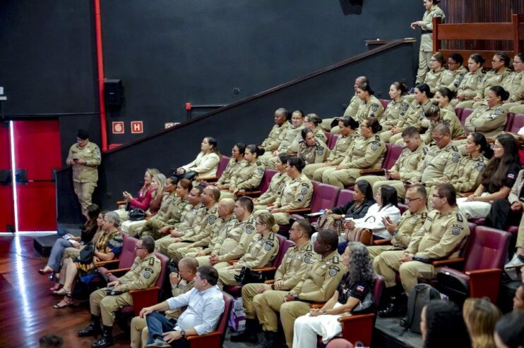 Vozes que Protegem” reúne autoridades no combate à violência contra a mulher em Porto Seguro 15