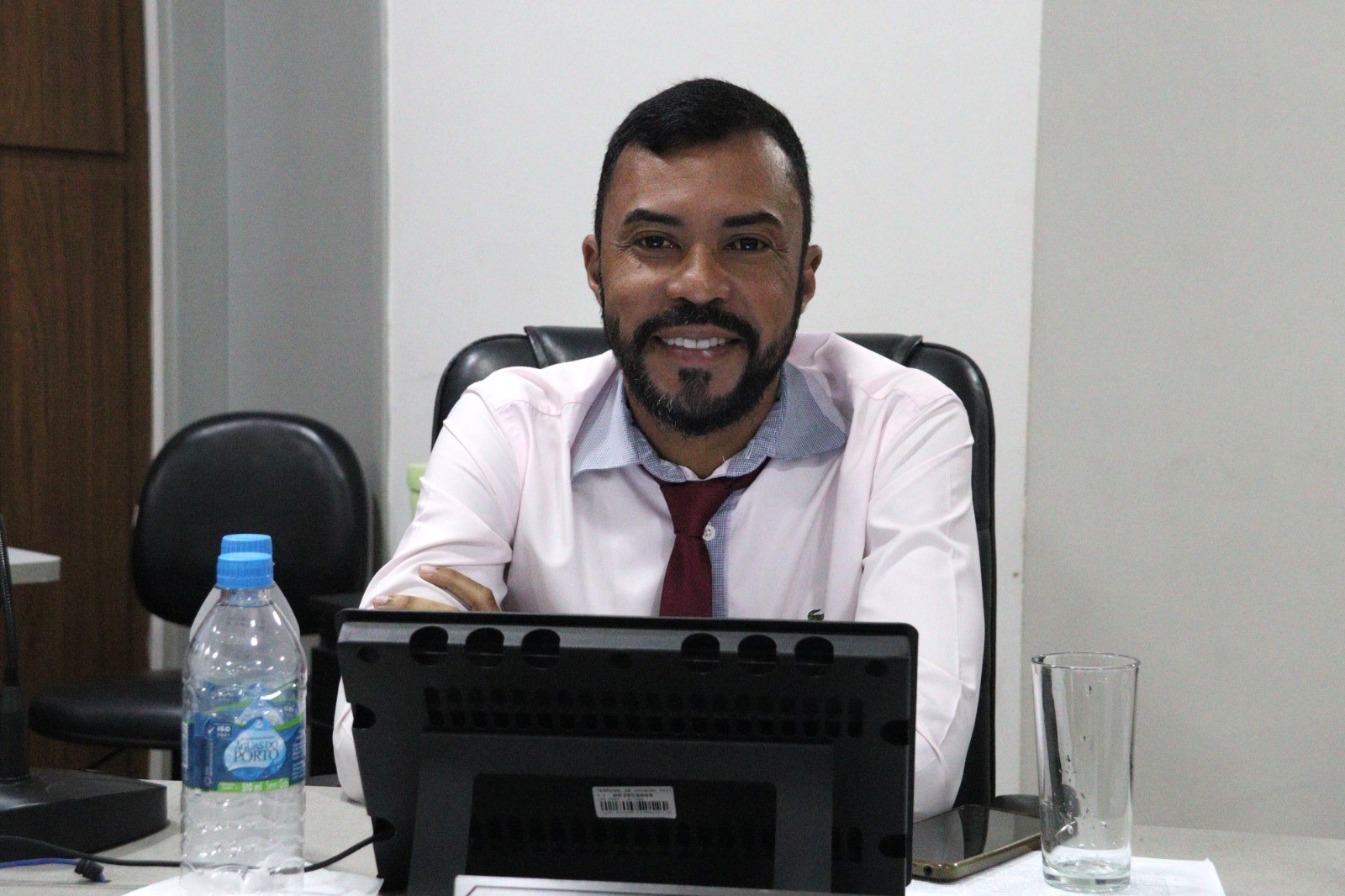 Câmara de Vereadores de Eunápolis discute alteração de normas para torneio de passarinhos 5