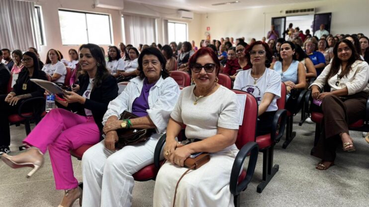 Eunápolis realizou 1º Seminário de Políticas para Mulheres com foco em integração e fortalecimento da rede de proteção 10
