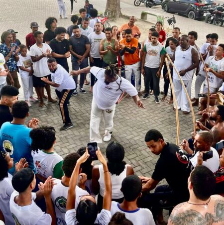 Encontro de Capoeira movimenta Eunápolis com cultura e tradição Encontro de Capoeira movimenta Eunápolis com cultura e tradição 4