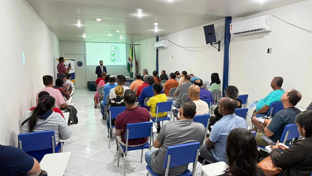 Prefeitura de Eunápolis promove capacitação para ambulantes com foco em boas práticas e segurança alimentar 5