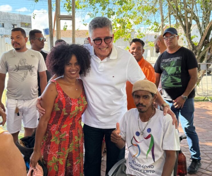 Prefeito Jânio Natal visita Programa “Mais Saúde Pra Você” no Baianão Prefeito Jânio Natal visita Programa “Mais Saúde Pra Você” no Baianão 4