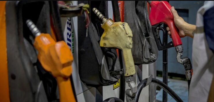 Bomba de combustível criptografada será obrigatória em postos Bomba de combustível criptografada será obrigatória em postos 4