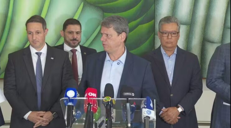 SP tem 5 mortes por metanol: uma foi causada por bebida adulterada, e outras 4 são investigadas, diz Tarcísio 4