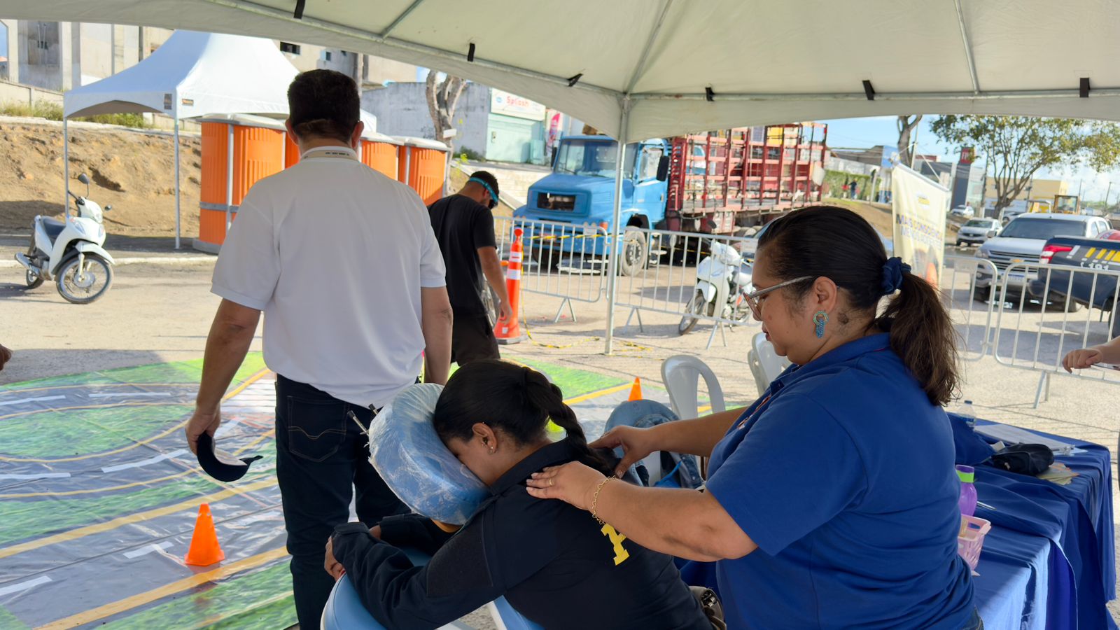 Carreta da Saúde da PRF oferece atendimentos gratuitos em Eunápolis, no antigo espaço do Pedrão BR-367 8