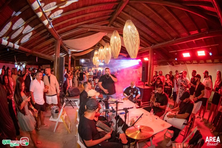 Gab Lopes e Me Leva 73 agitam a Saidêra da Area Beach 167