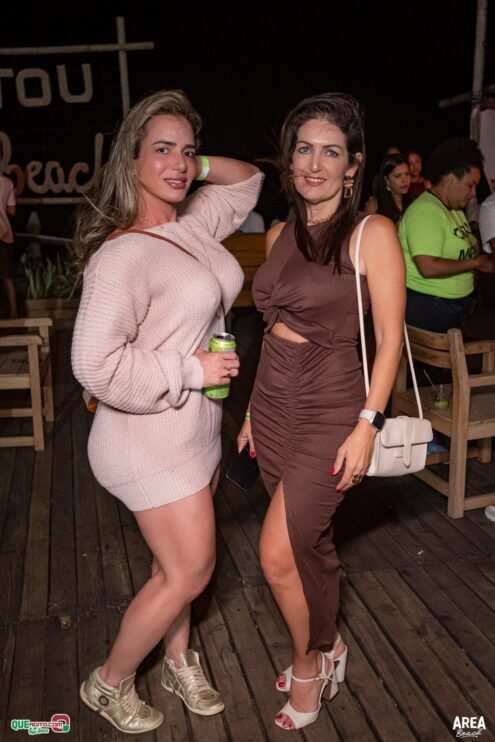 Gab Lopes e Me Leva 73 agitam a Saidêra da Area Beach 171