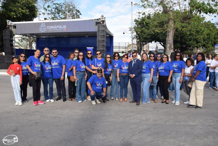 Desfile de 7 de Setembro atrai milhares de pessoas em Eunápolis 21