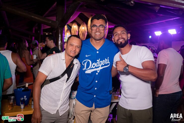 Gab Lopes e Me Leva 73 agitam a Saidêra da Area Beach 182