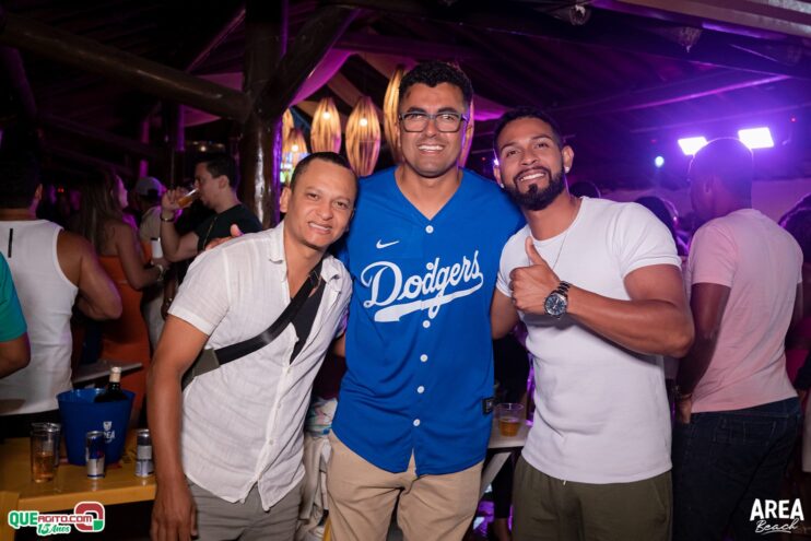 Gab Lopes e Me Leva 73 agitam a Saidêra da Area Beach 183