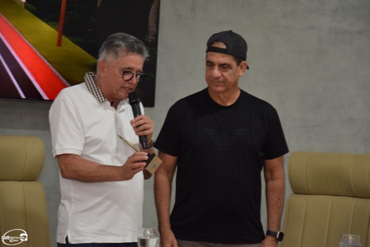 DSC_0063 Prefeito homenageia Durval Lellys e anuncia atrações para o Verão em Porto Seguro 36