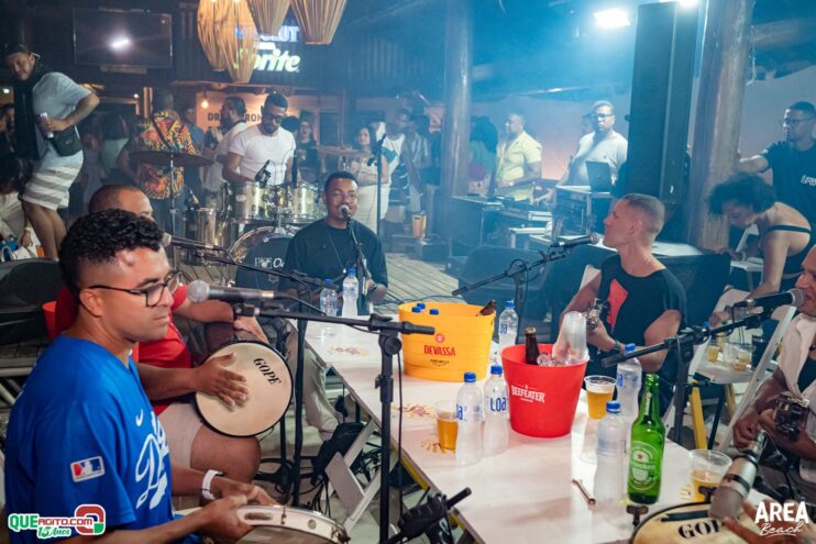 Gab Lopes e Me Leva 73 agitam a Saidêra da Area Beach 197