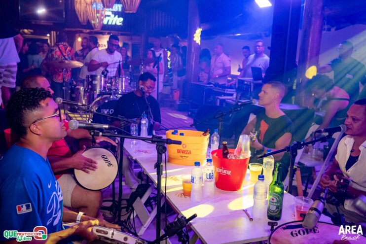 Gab Lopes e Me Leva 73 agitam a Saidêra da Area Beach 199