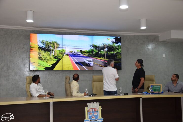 DSC_0071 Prefeito homenageia Durval Lellys e anuncia atrações para o Verão em Porto Seguro 40