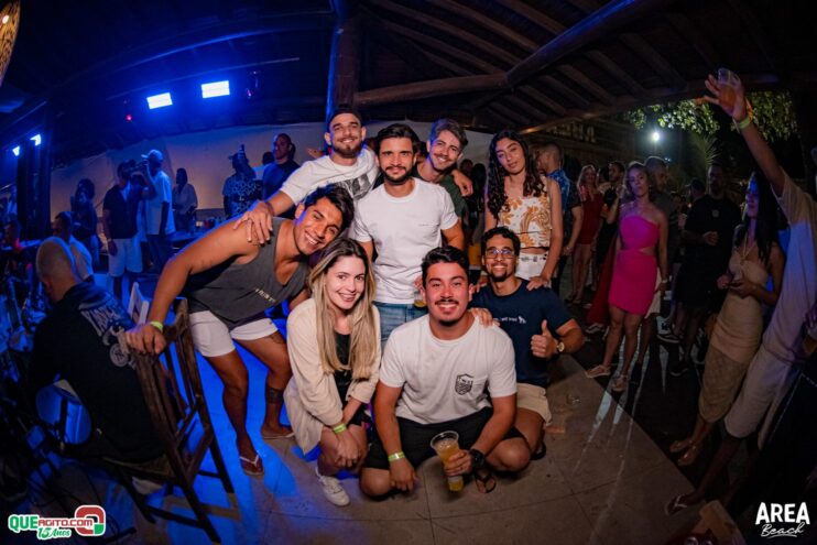 Gab Lopes e Me Leva 73 agitam a Saidêra da Area Beach 201