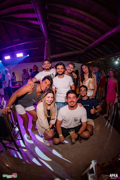 Gab Lopes e Me Leva 73 agitam a Saidêra da Area Beach 202