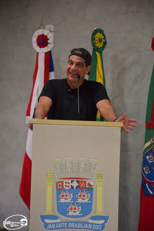 DSC_0081 Prefeito homenageia Durval Lellys e anuncia atrações para o Verão em Porto Seguro 43