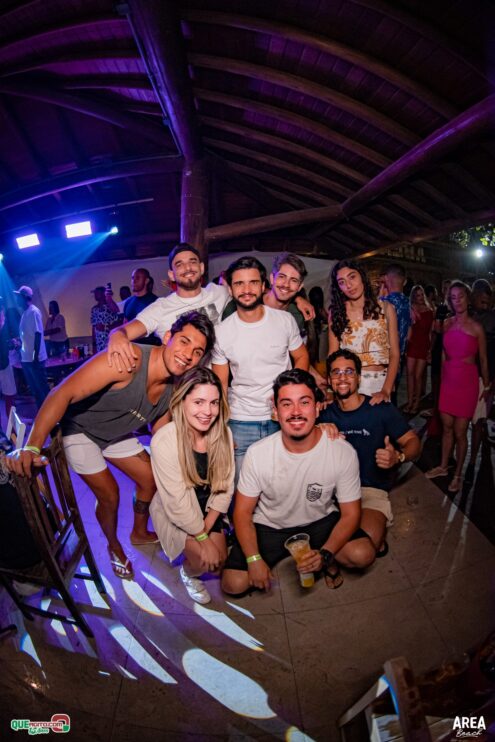 Gab Lopes e Me Leva 73 agitam a Saidêra da Area Beach 203