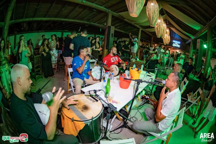 Gab Lopes e Me Leva 73 agitam a Saidêra da Area Beach 206