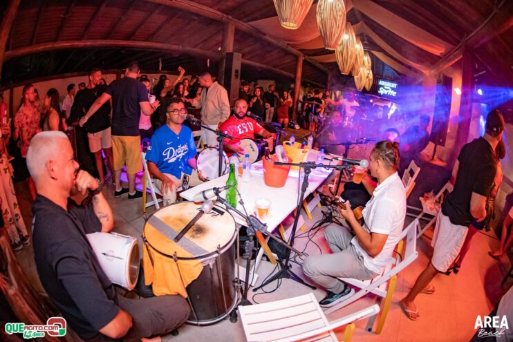 Gab Lopes e Me Leva 73 agitam a Saidêra da Area Beach 207