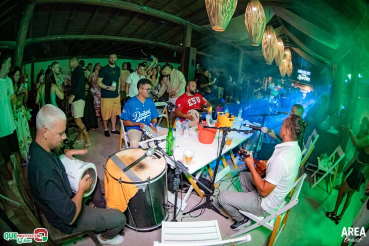 Gab Lopes e Me Leva 73 agitam a Saidêra da Area Beach 208