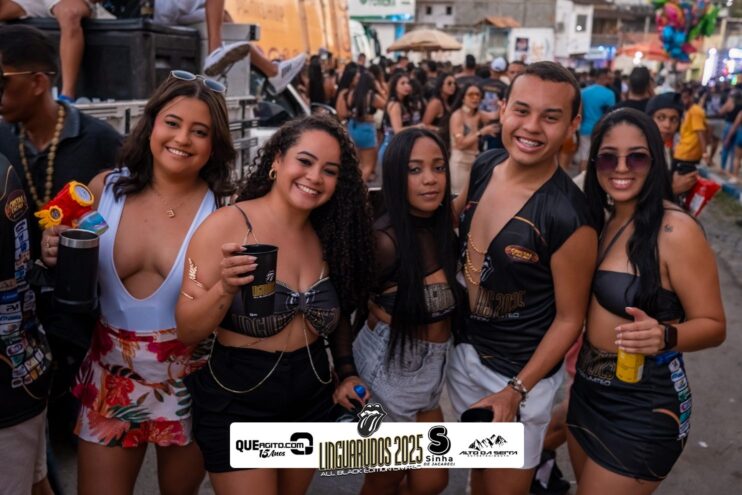 DSC_0095 Bloco Linguarudos atrai multidão em desfile no Festival do Cacau e Chocolate em Camacã 1131